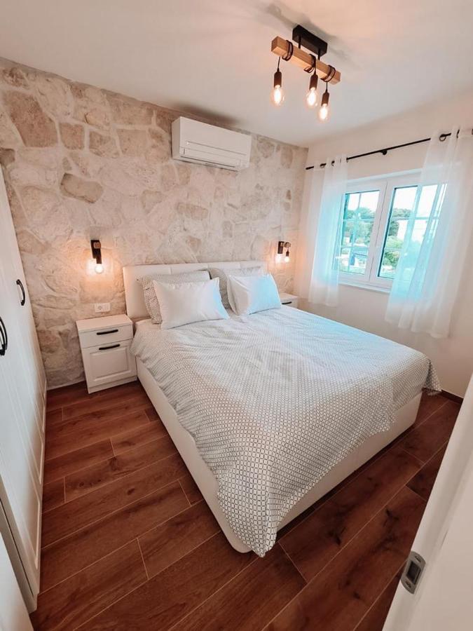 Stone House Jezera Lejlighed Eksteriør billede